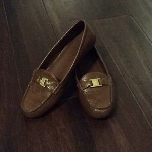Light brown women’s loafers